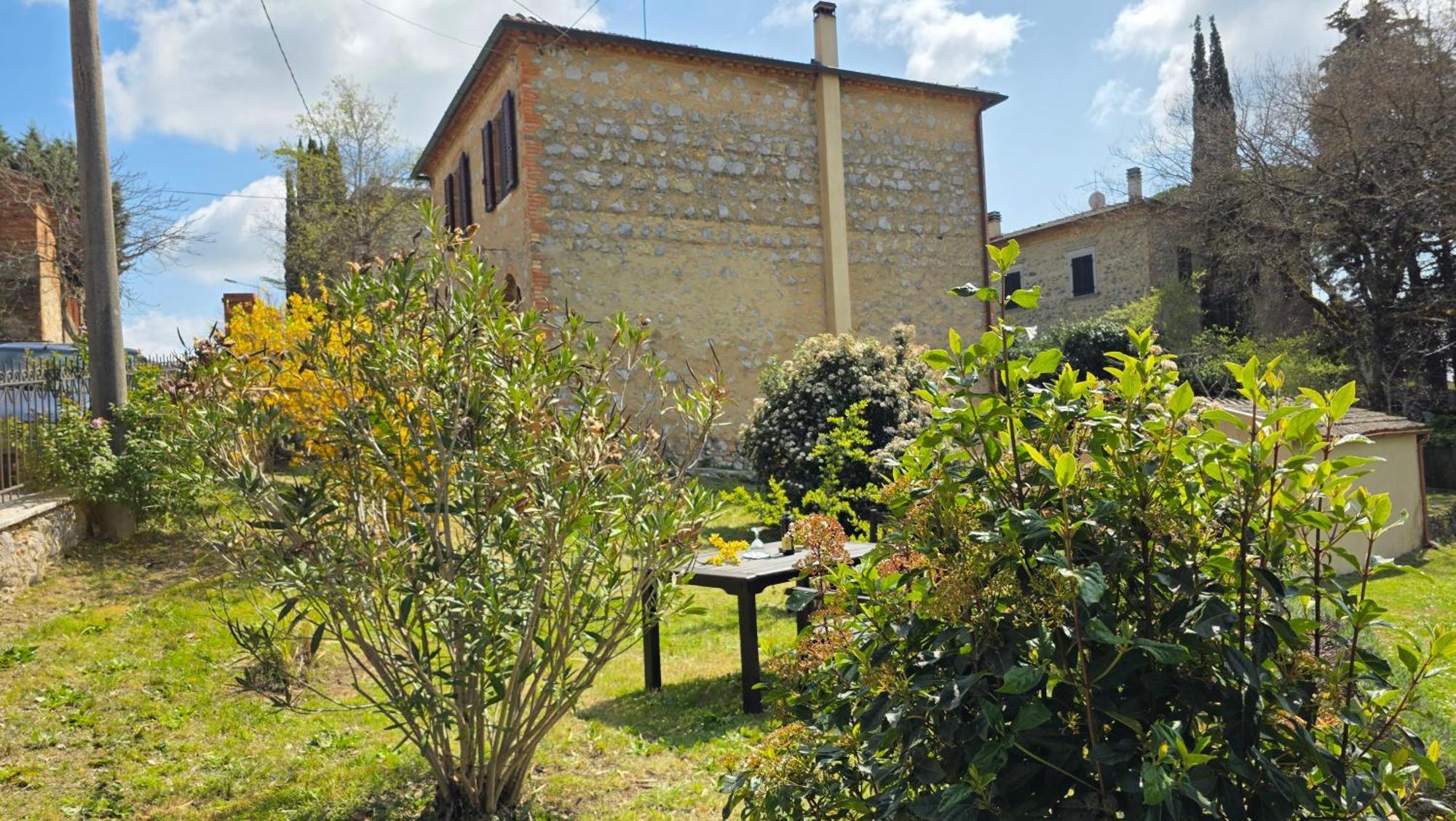 A Casa Di Gabri Villa Montefollonico Bagian luar foto